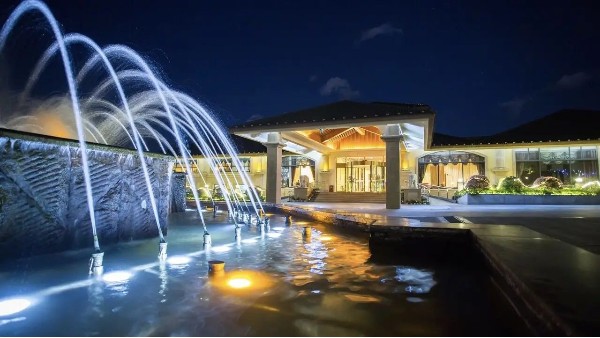 大理滄海高爾夫彩色飾面砂漿案例